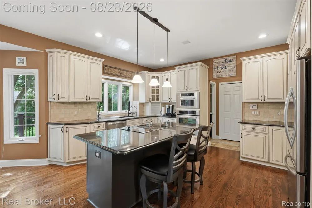 5380 Fieldstone Court Genoa Township, MI 48116