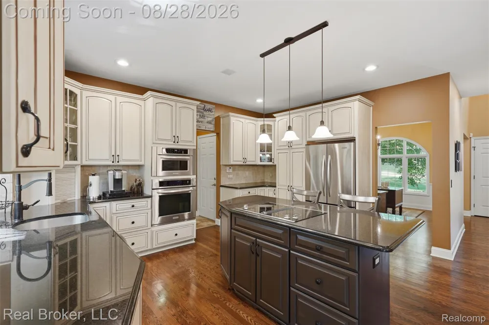 5380 Fieldstone Court Genoa Township, MI 48116