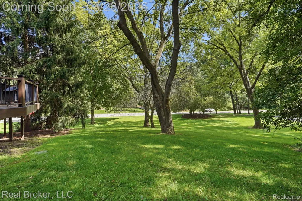 5380 Fieldstone Court Genoa Township, MI 48116