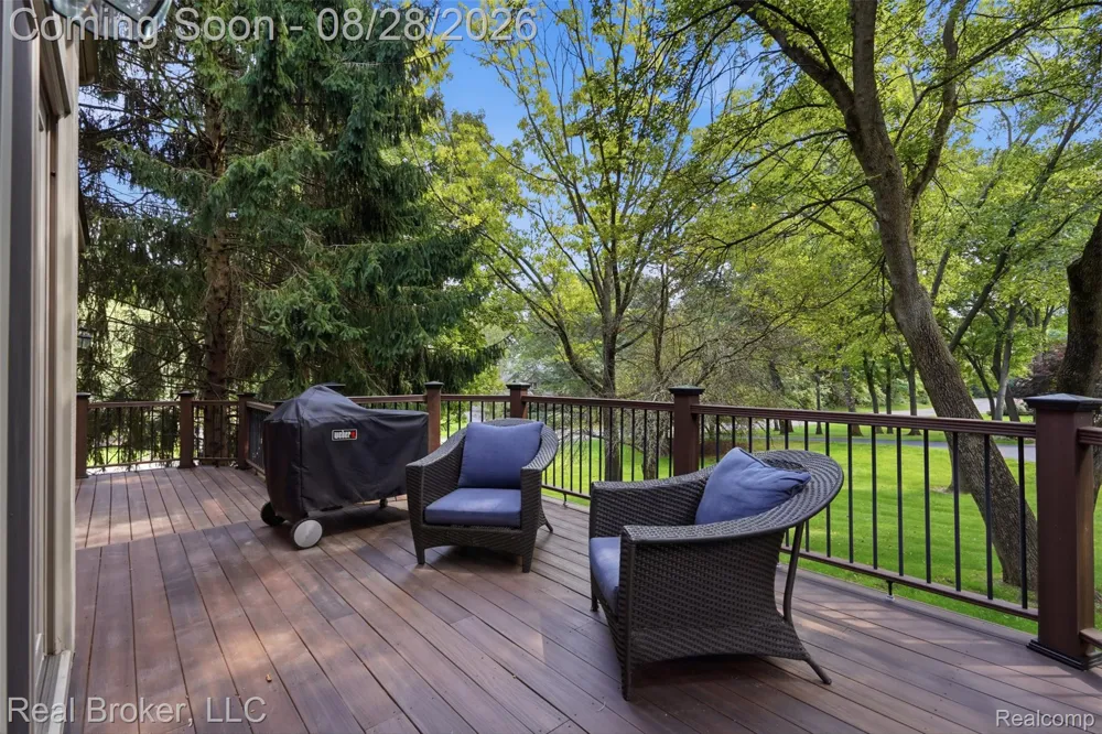 5380 Fieldstone Court Genoa Township, MI 48116