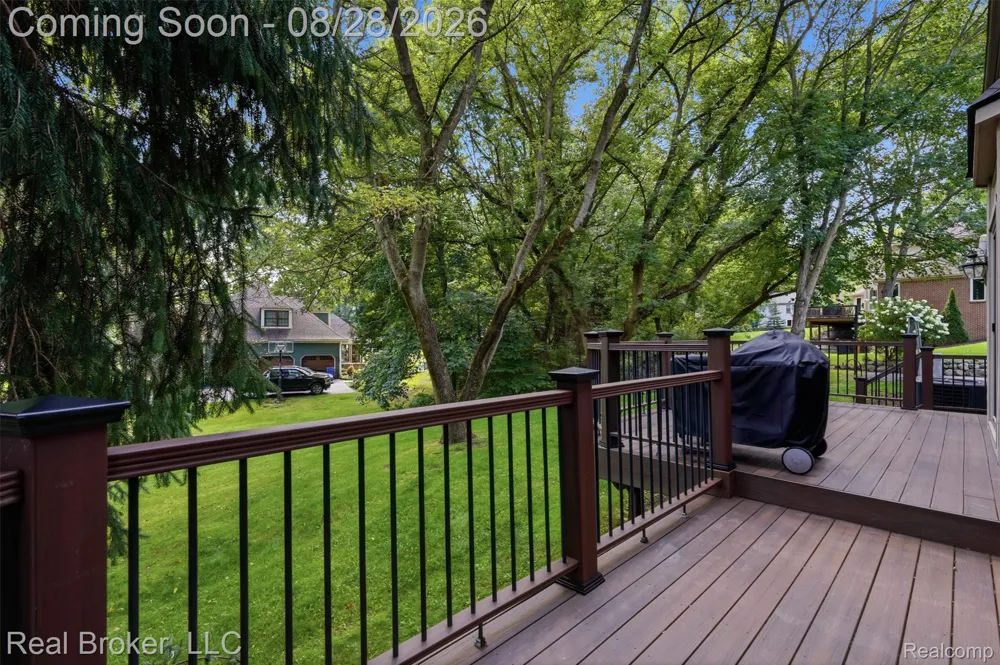 5380 Fieldstone Court Genoa Township, MI 48116