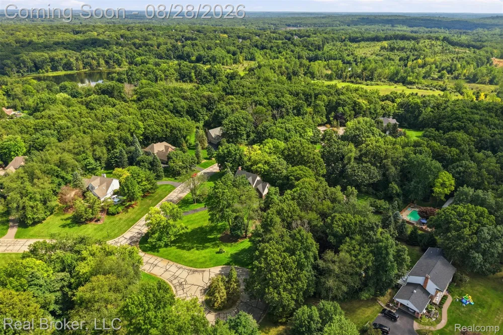 5380 Fieldstone Court Genoa Township, MI 48116