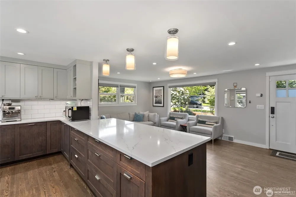 4904 S Andover Street Seattle, WA 98116