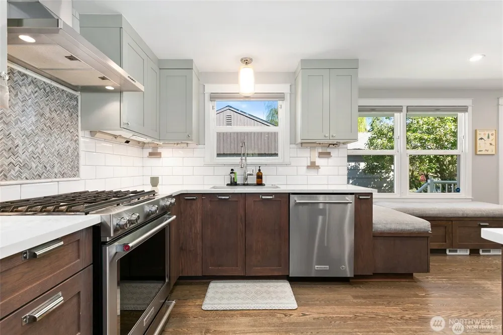 4904 S Andover Street Seattle, WA 98116