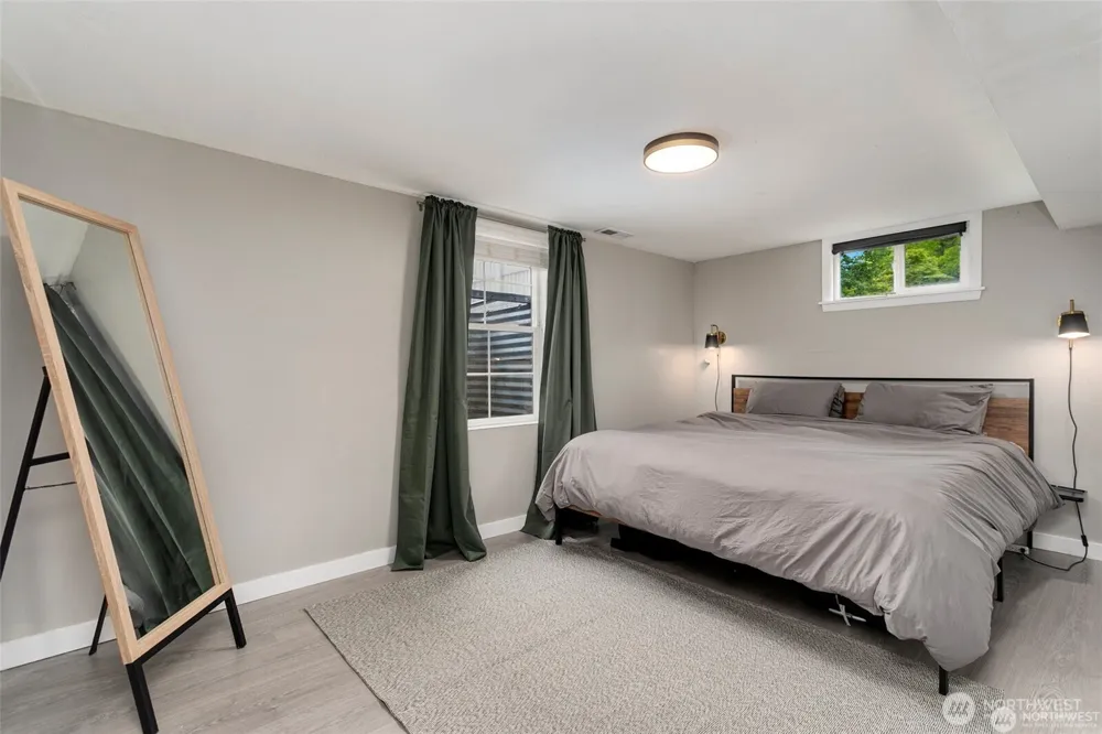 4904 S Andover Street Seattle, WA 98116