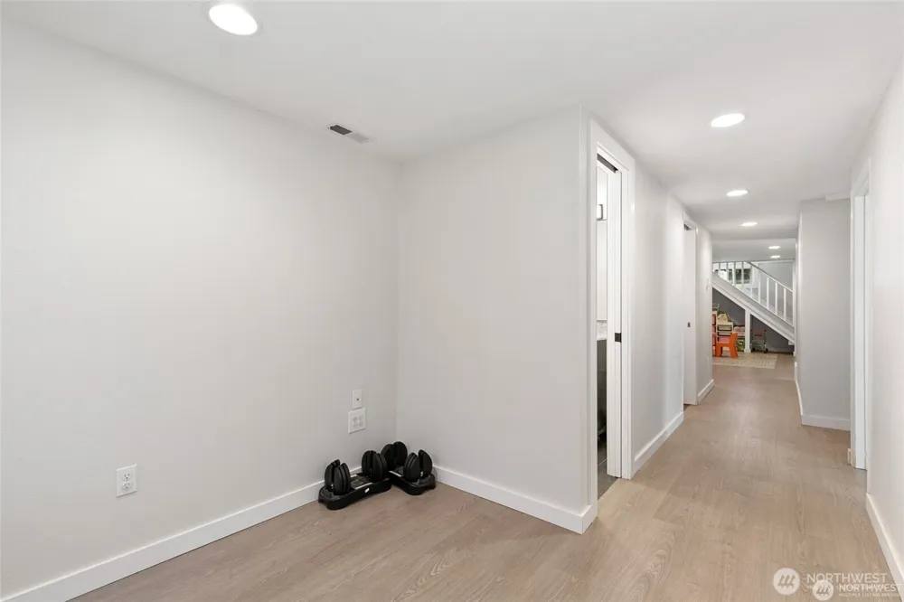 4904 S Andover Street Seattle, WA 98116