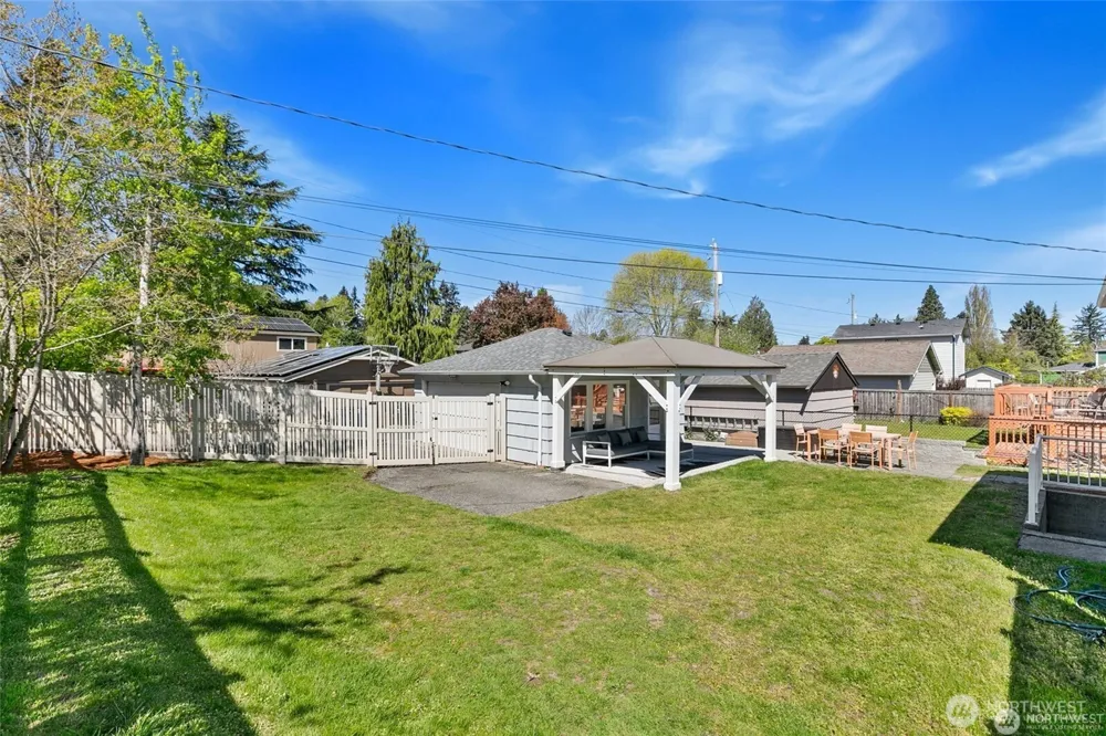 4904 S Andover Street Seattle, WA 98116