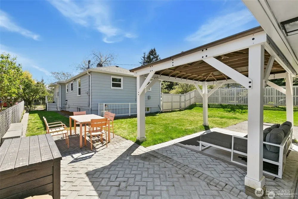 4904 S Andover Street Seattle, WA 98116