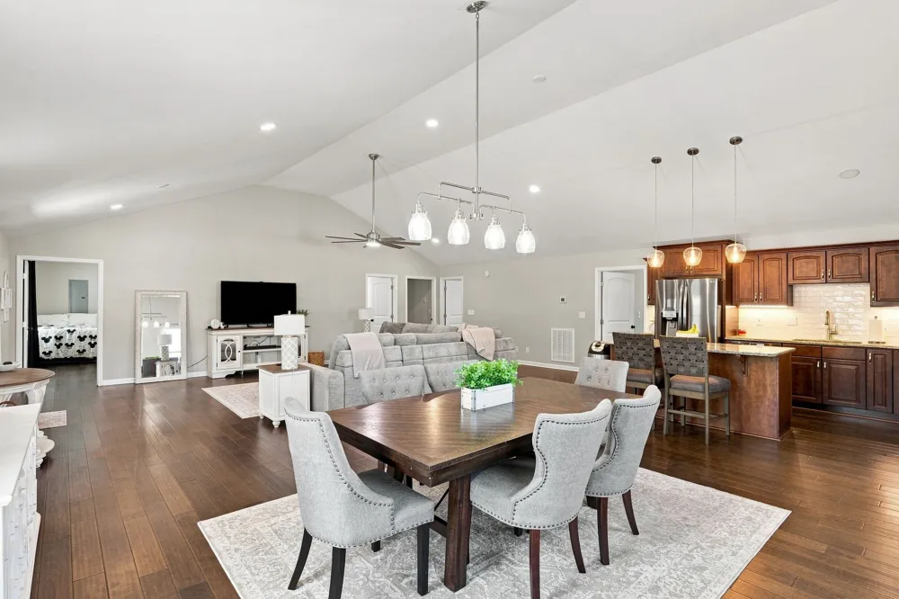 1412 Suzanne Dr Murfreesboro, TN 37128