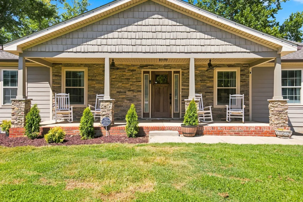 1412 Suzanne Dr Murfreesboro, TN 37128