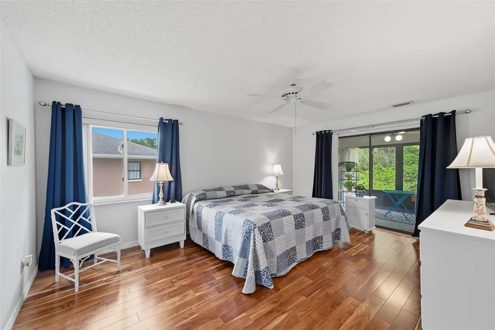 1803 NEW BEDFORD DRIVE Sun City Center, FL 33573
