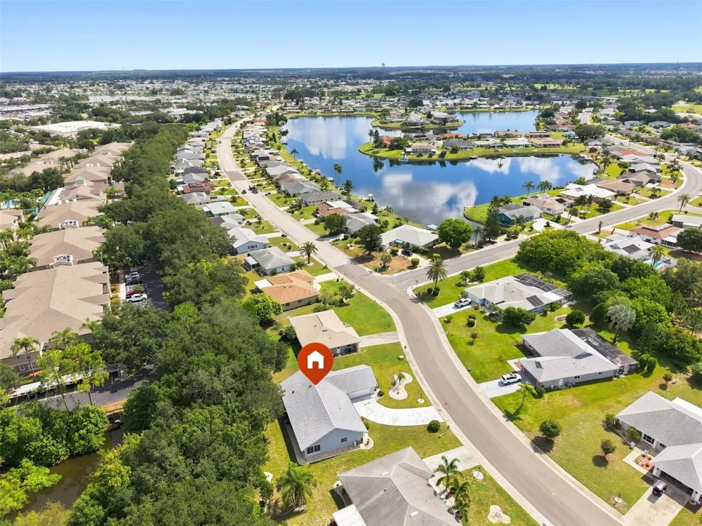 1803 NEW BEDFORD DRIVE Sun City Center, FL 33573