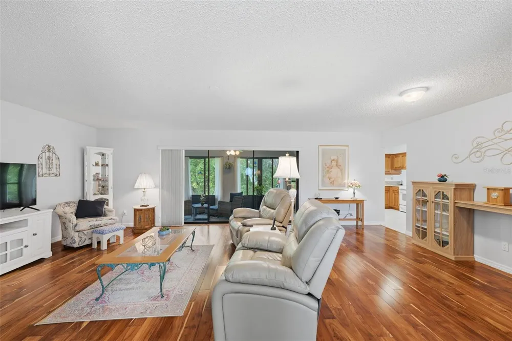1803 NEW BEDFORD DRIVE Sun City Center, FL 33573