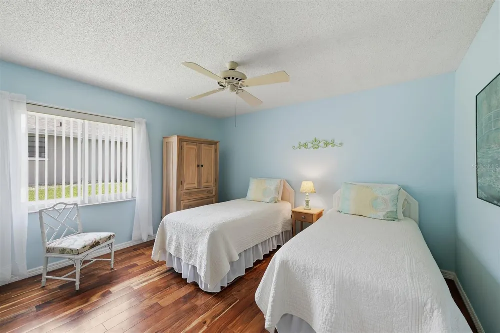 1803 NEW BEDFORD DRIVE Sun City Center, FL 33573