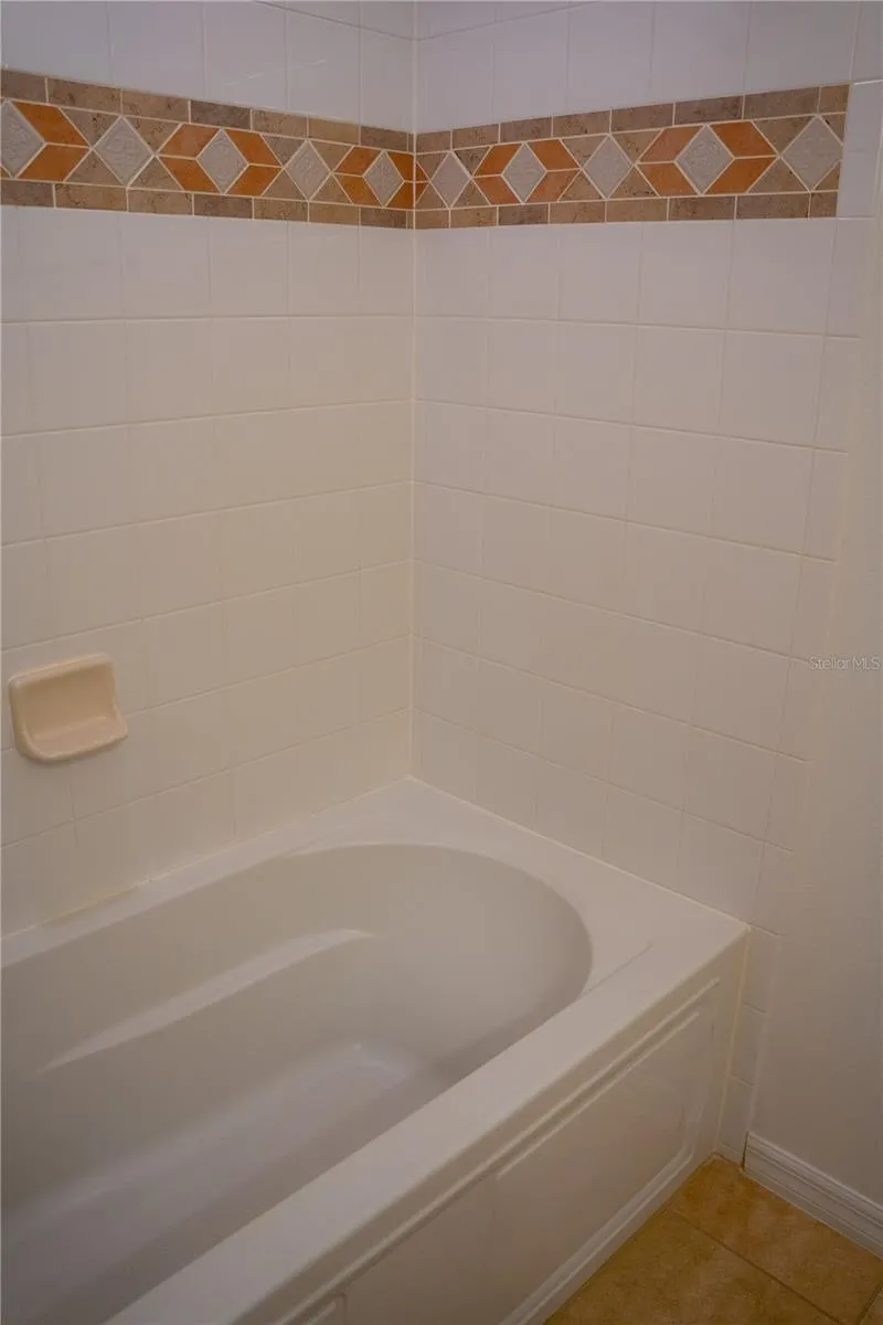 2804 POLSON DRIVE Kissimmee, FL 34758