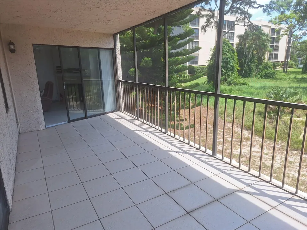 504 S FLORIDA AVENUE #215 Tarpon Springs, FL 34689