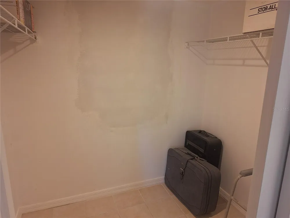 504 S FLORIDA AVENUE #215 Tarpon Springs, FL 34689