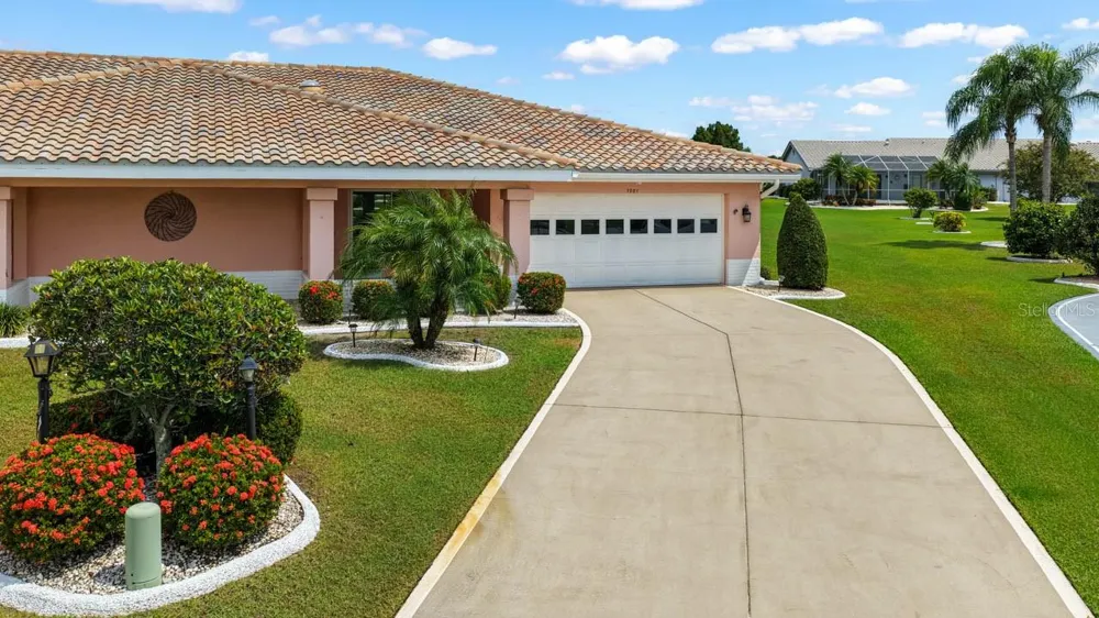 1001 ARDMORE WAY Sun City Center, FL 33573