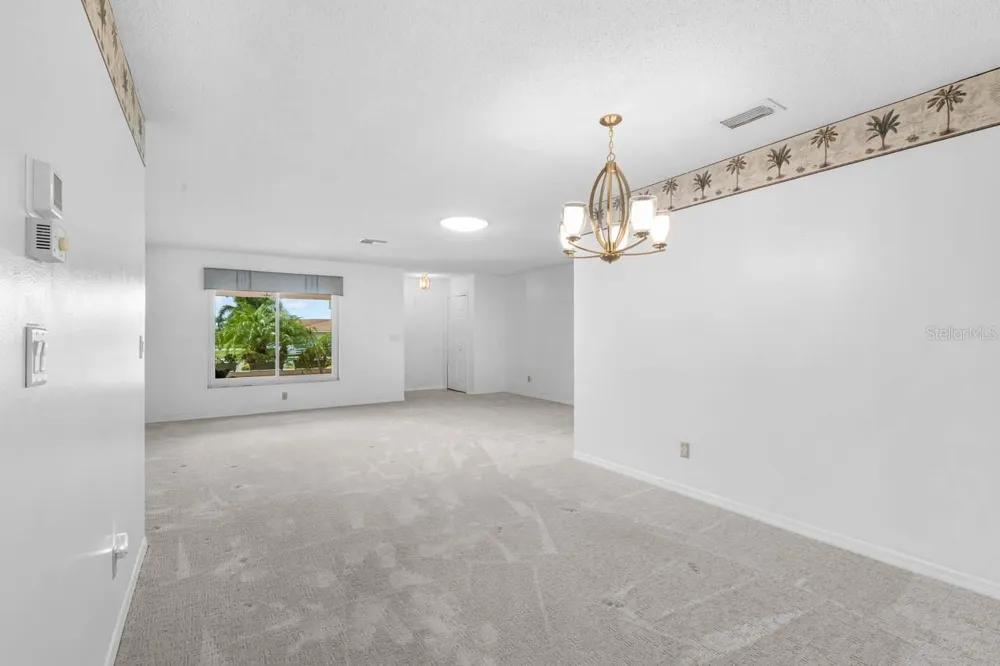 1001 ARDMORE WAY Sun City Center, FL 33573
