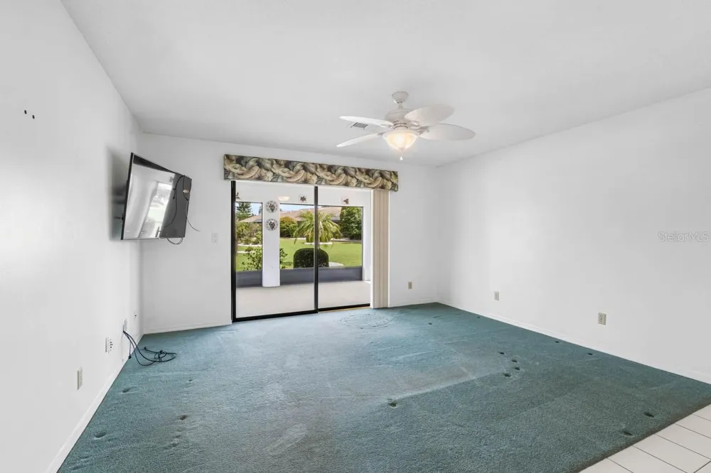 1001 ARDMORE WAY Sun City Center, FL 33573