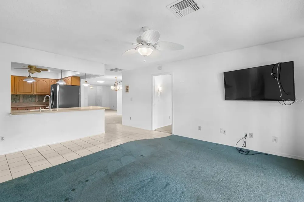 1001 ARDMORE WAY Sun City Center, FL 33573