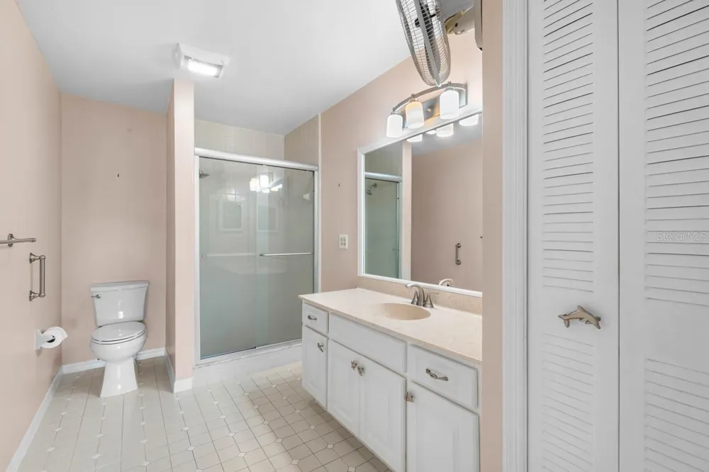 1001 ARDMORE WAY Sun City Center, FL 33573