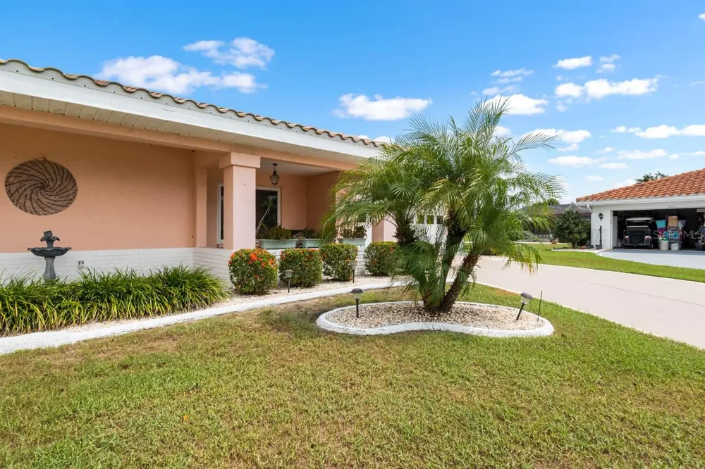 1001 ARDMORE WAY Sun City Center, FL 33573
