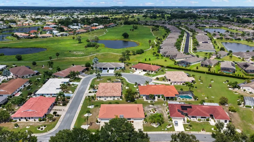 1001 ARDMORE WAY Sun City Center, FL 33573