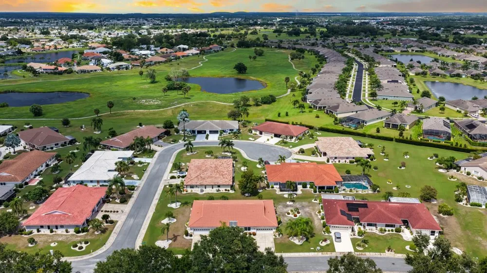 1001 ARDMORE WAY Sun City Center, FL 33573