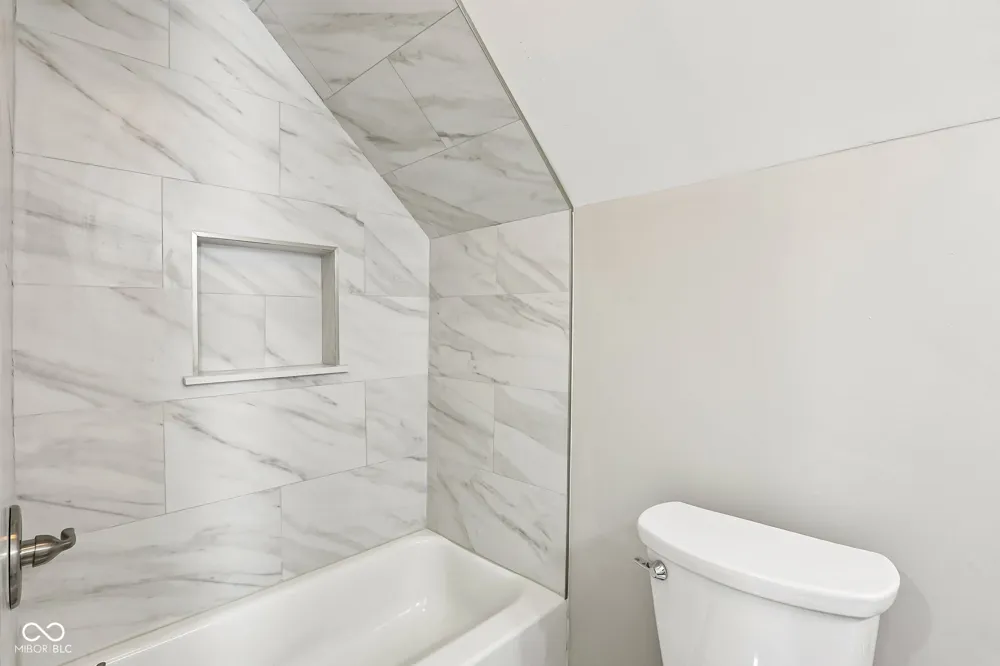 805 S 17th Street Elwood, IN 46036