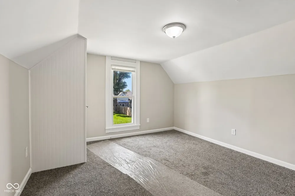 805 S 17th Street Elwood, IN 46036