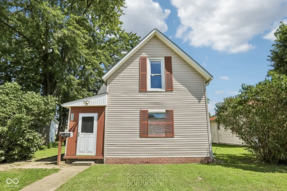 805 S 17th Street Elwood, IN 46036