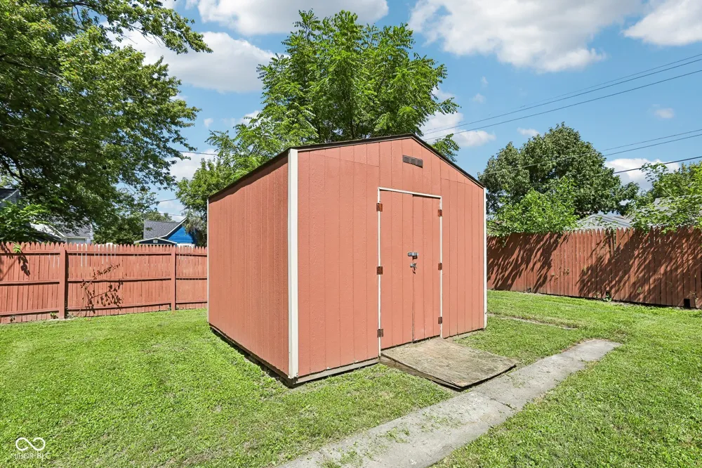 805 S 17th Street Elwood, IN 46036