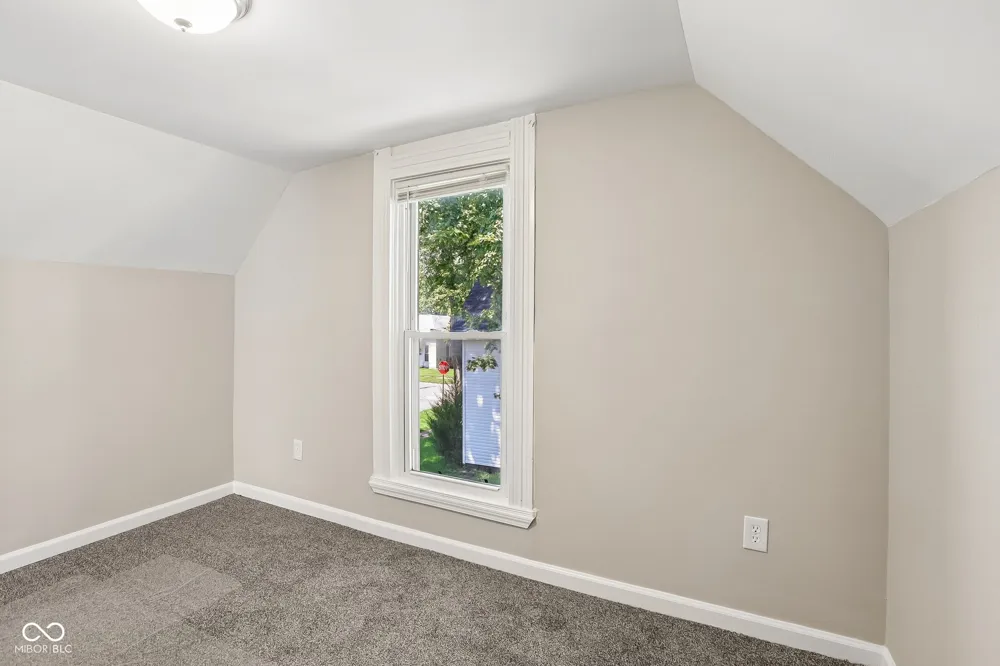 805 S 17th Street Elwood, IN 46036