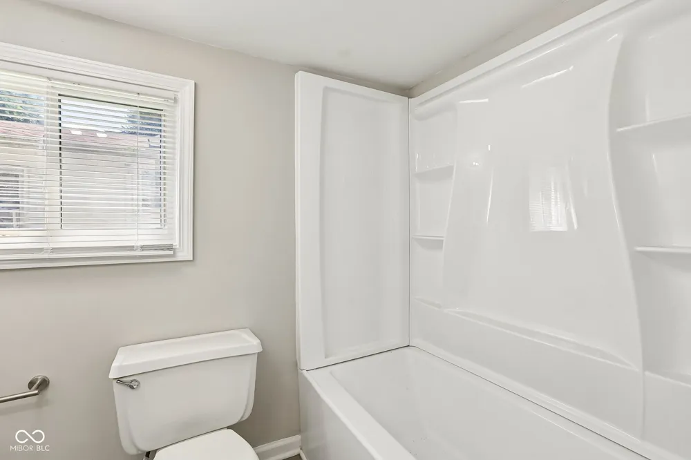 805 S 17th Street Elwood, IN 46036