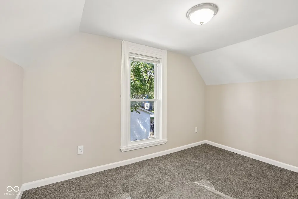 805 S 17th Street Elwood, IN 46036
