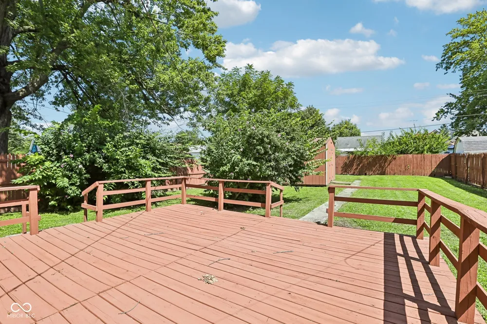805 S 17th Street Elwood, IN 46036