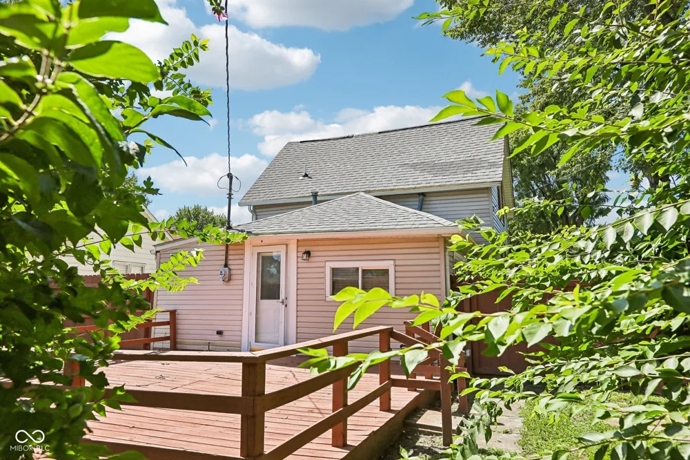 805 S 17th Street Elwood, IN 46036