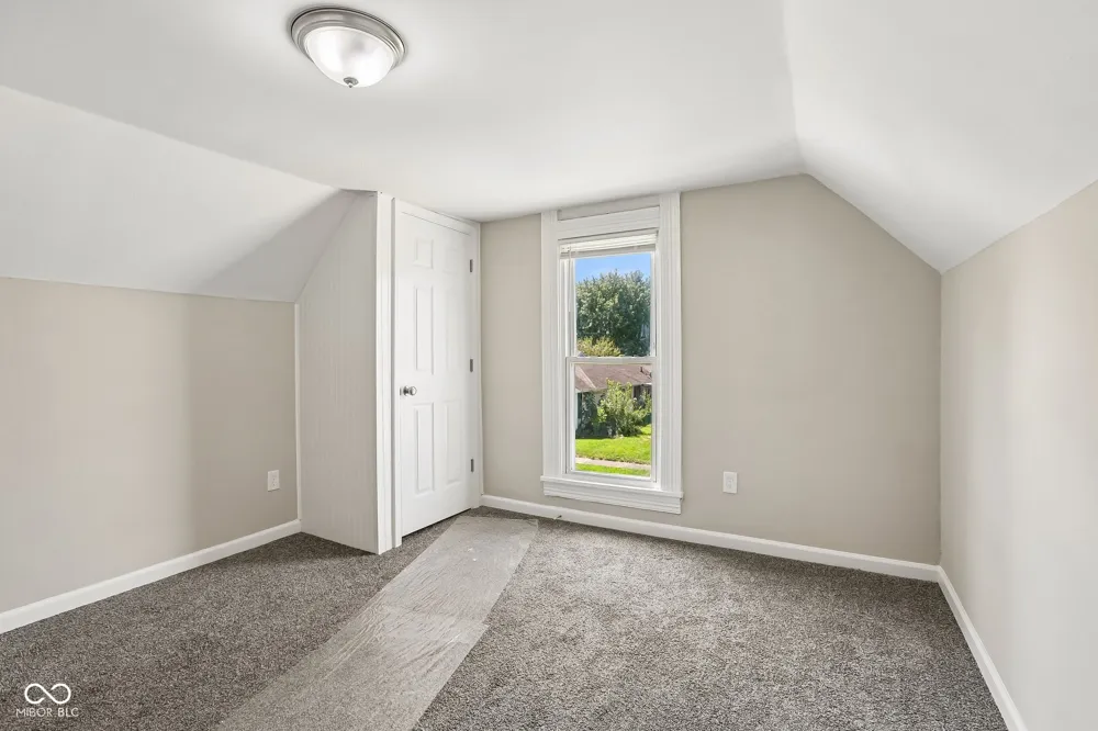 805 S 17th Street Elwood, IN 46036