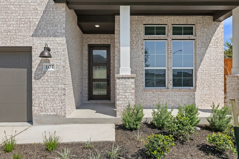 101 McDougall Pass Liberty Hill, TX 78642
