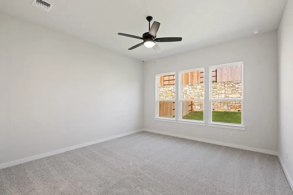 101 McDougall Pass Liberty Hill, TX 78642