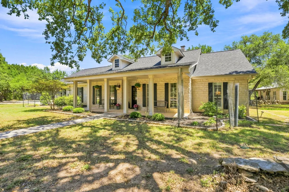 262 E Ridgewood Road Georgetown, TX 78633