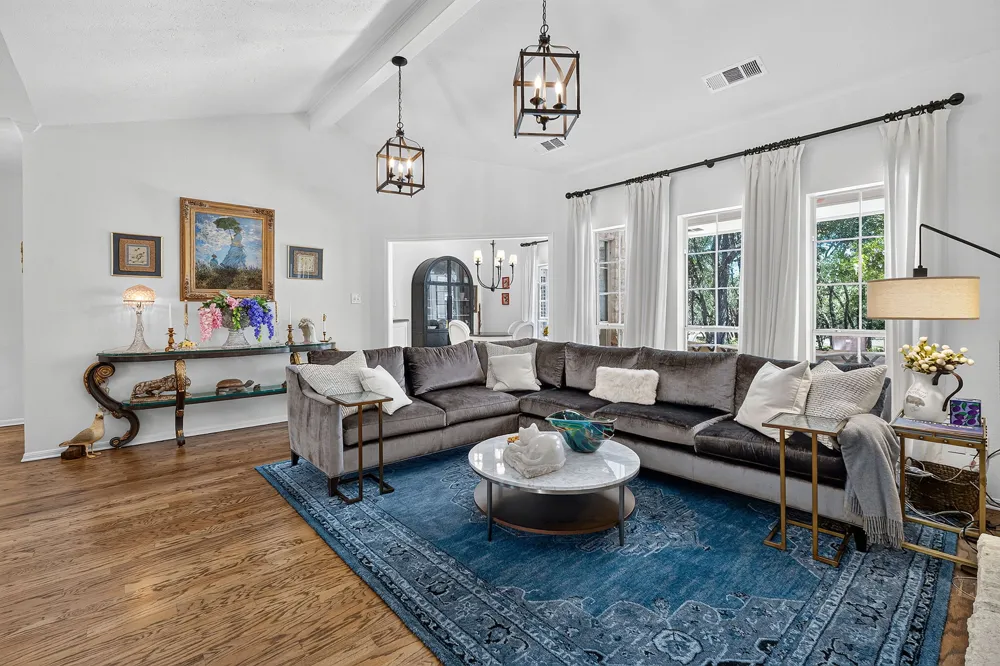 262 E Ridgewood Road Georgetown, TX 78633