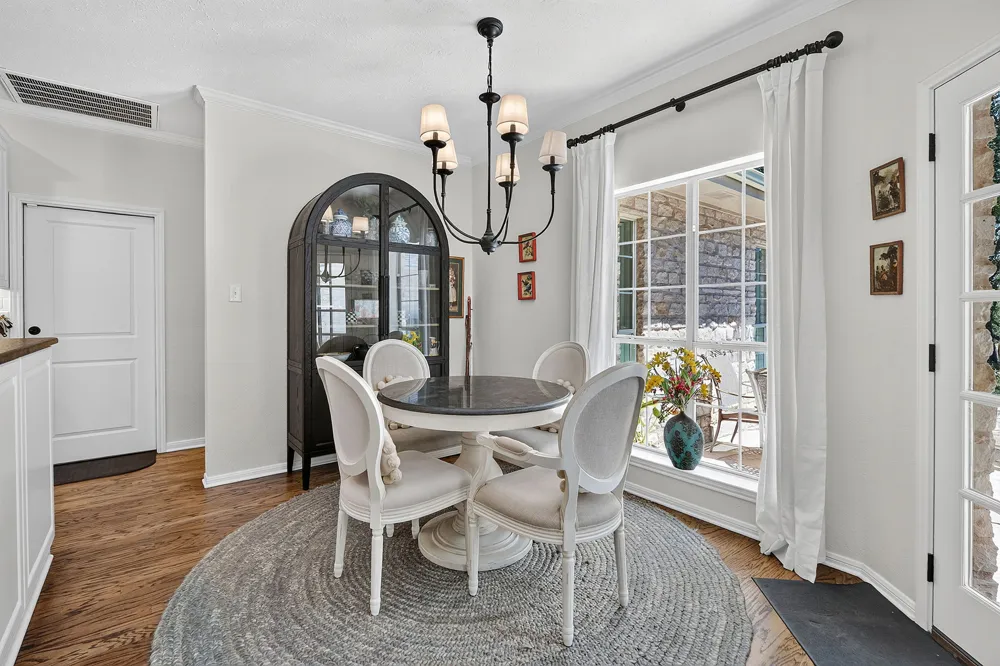262 E Ridgewood Road Georgetown, TX 78633