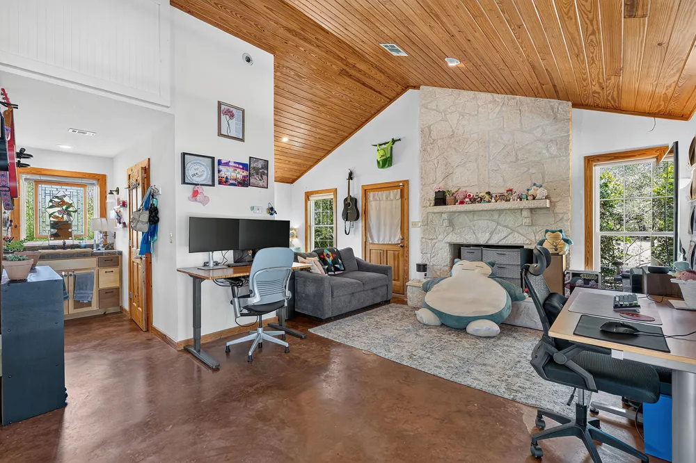 262 E Ridgewood Road Georgetown, TX 78633