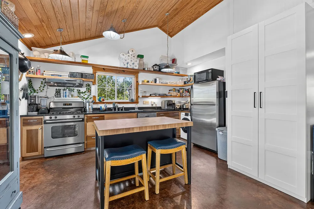 262 E Ridgewood Road Georgetown, TX 78633