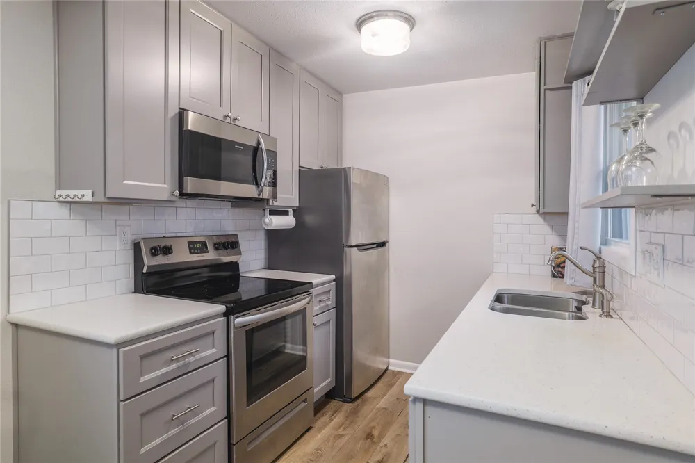 7406 Shadow Hill Drive #108 Austin, TX 78731