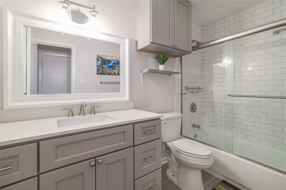 7406 Shadow Hill Drive #108 Austin, TX 78731