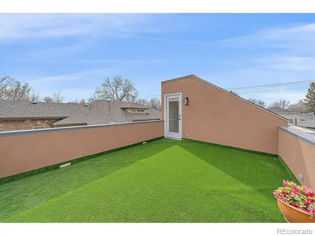 467 Harrison Street Denver, CO 80206