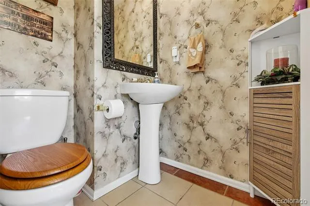 6164 S Eaton Court Littleton, CO 80123